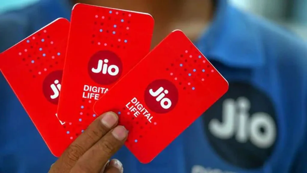 JIO दे रहा 1 साल का RECHARGE ONLY 199 में !